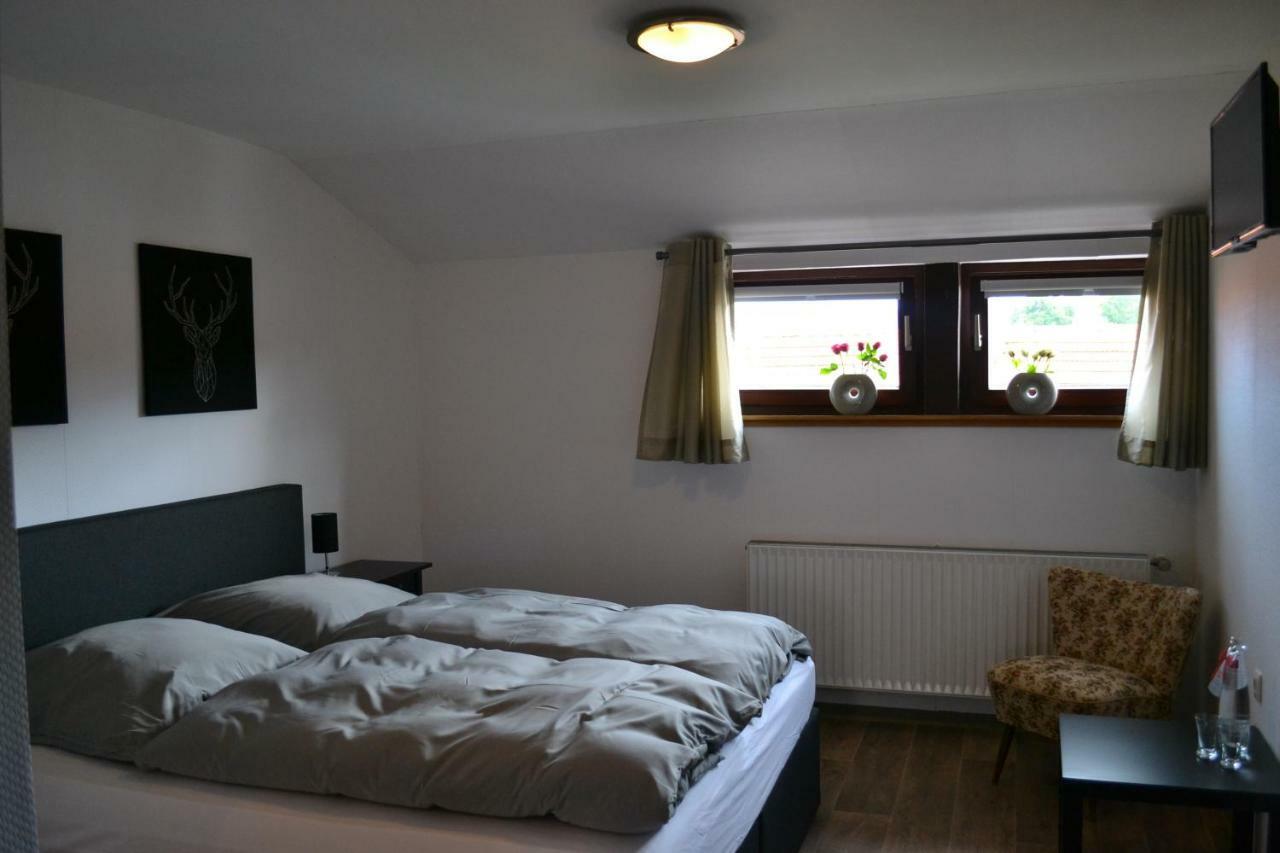 Pension Zum Wilhelm Germerode Экстерьер фото
